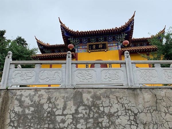 石栏杆
